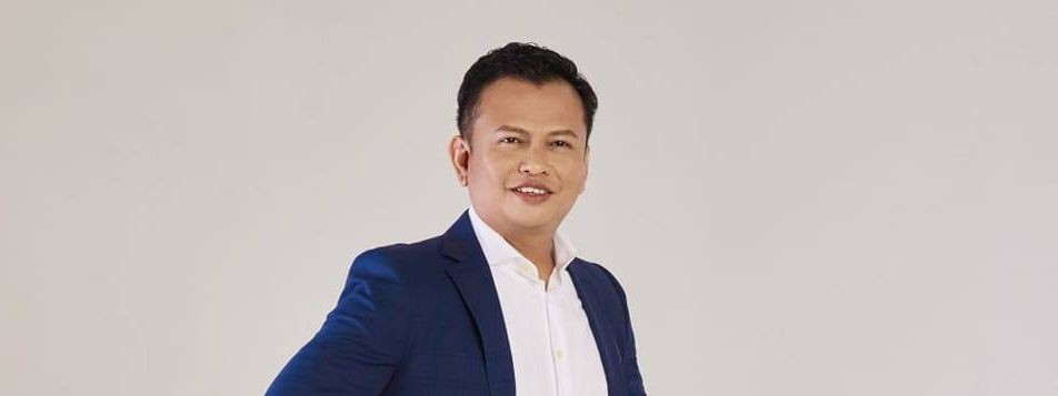 Coach Adi